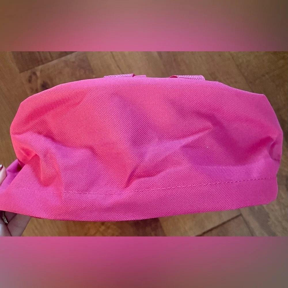 NWT  kids youth pink backpack zip closure adjustable straps